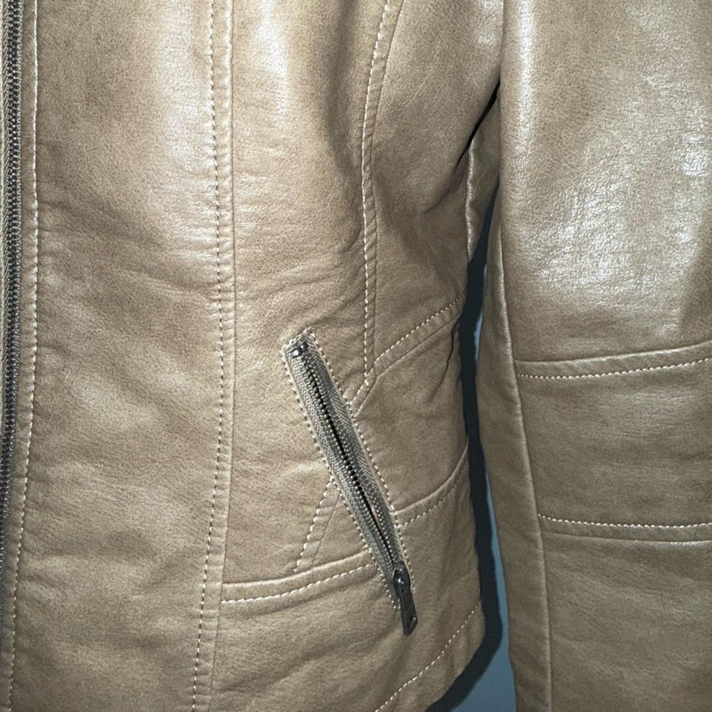 la coalitio Tan Leather Jacket for Women - Picture 5 of 6